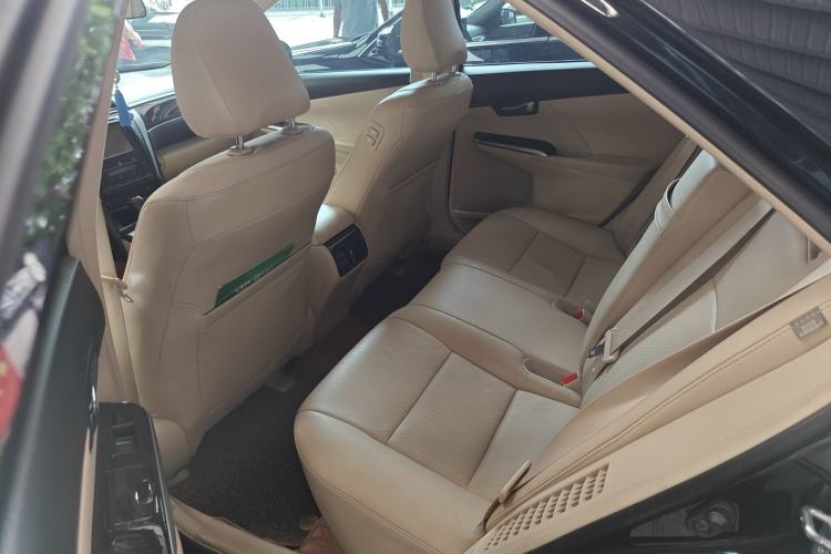Used Toyota Camry 2015 Dual-Engine 2.5 HG Luxury Navigation Edition Left Rear Seat