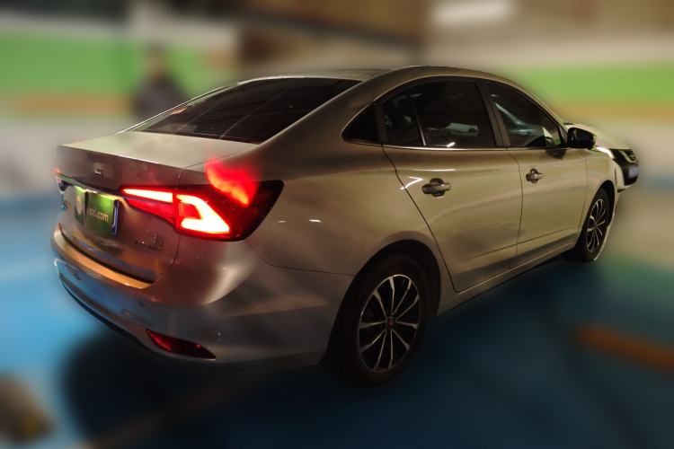 Used Roewe i5 2020 1.5L Automatic 4G Connect Luxury Flagship Edition