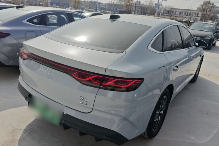 Used BYD Qin L 2025 DM-i Smart Drive 120KM Superior Model
