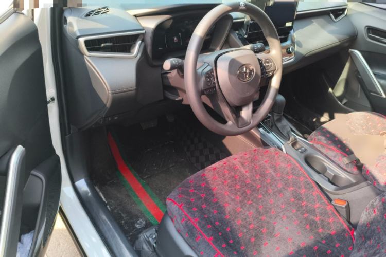 Used Toyota Corolla Cross 2024 2.0L Smart Electric Hybrid Dual-Engine Pioneer Edition