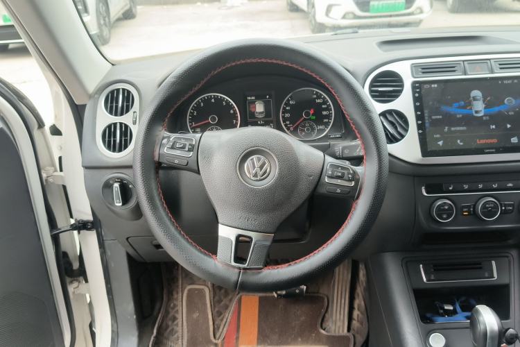 Used Volkswagen Tiguan 2015 1.8TSI Automatic All-Wheel-Drive Luxury Model