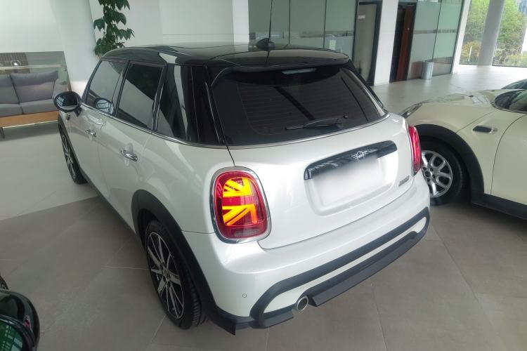 Used MINI 2023 Updated 1.5T COOPER Artist Five-Door Edition Exterior 2