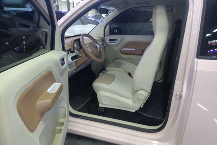 Used Wuling Hongguang MINIEV 2024 3rd Generation 215km Youth Edition