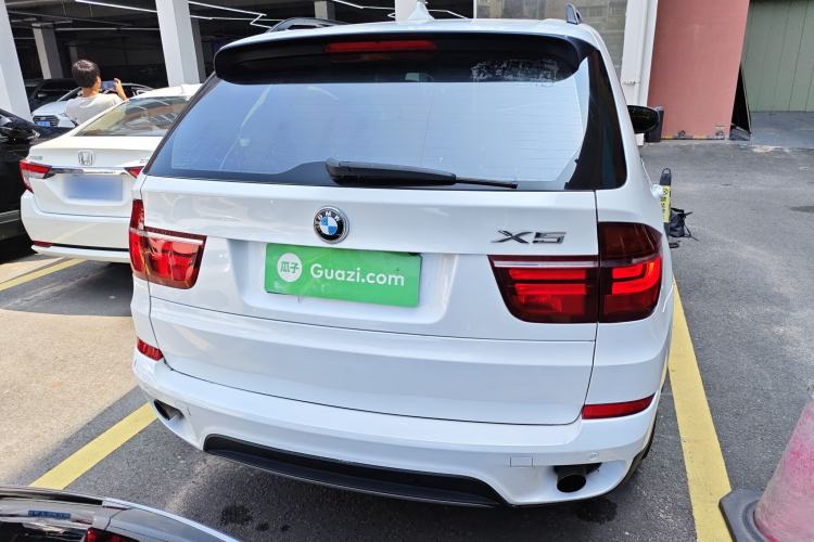 Used BMW X5 2011 xDrive35i Leading Model Rear