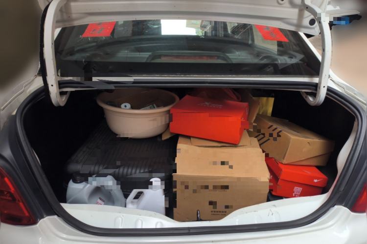 Used Peugeot 301 2016 1.6L Automatic Comfort Edition Trunk