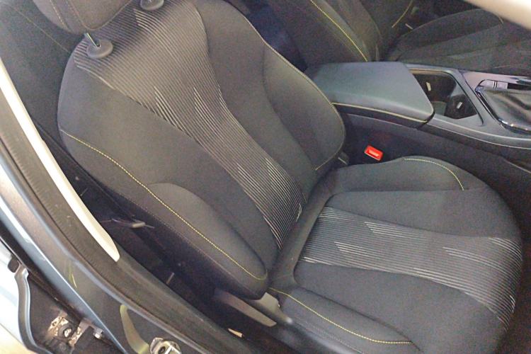 Used Roewe i5 2021 1.5L CVT Platinum Edition