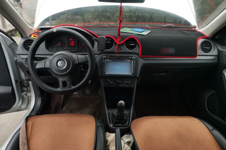 Used Volkswagen Jetta 2015 1.4L Manual Fashion Model