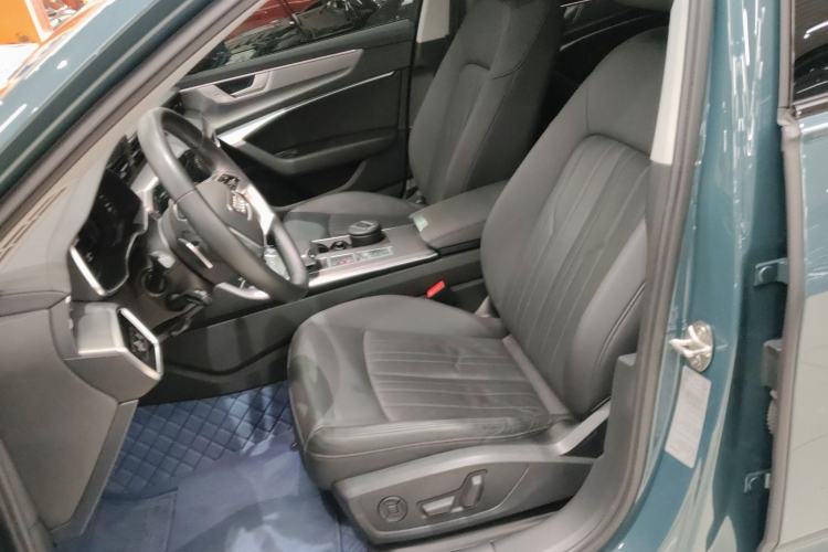 Used Audi A6 2021 allroad quattro Explorer 55 TFSI Prestige Off-Road Model