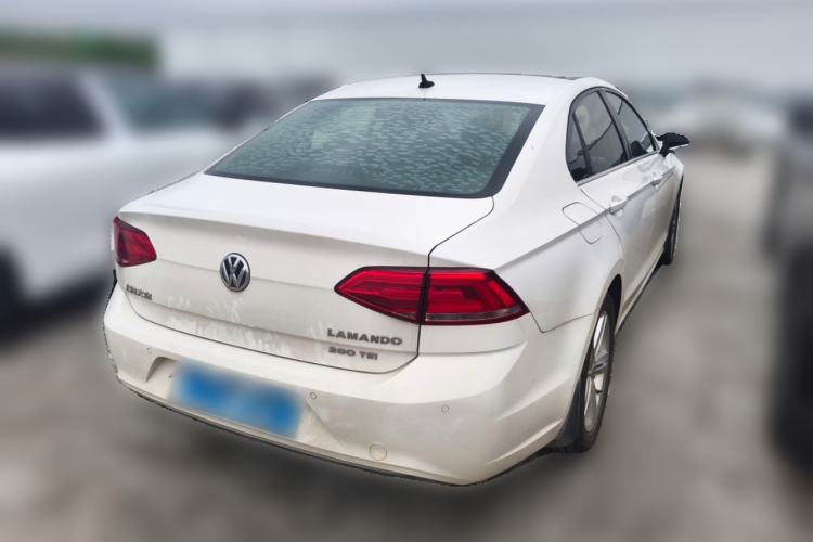 Used Volkswagen Lamando 2015 280TSI DSG Comfort Edition
