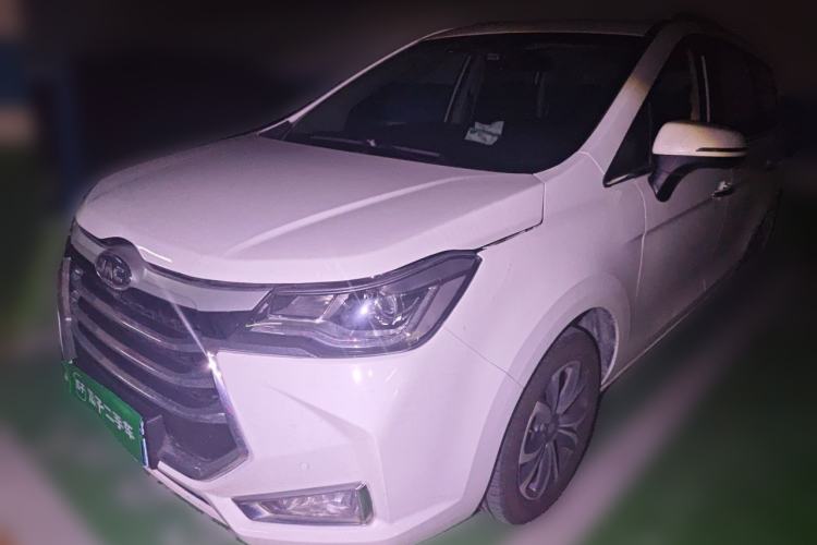 Used JAC Group Refine R3 2018 1.6L Manual Luxury Sunroof Model Guazi used car, China used car export, Used car for sale, Used cars, Cheapest cars for sale