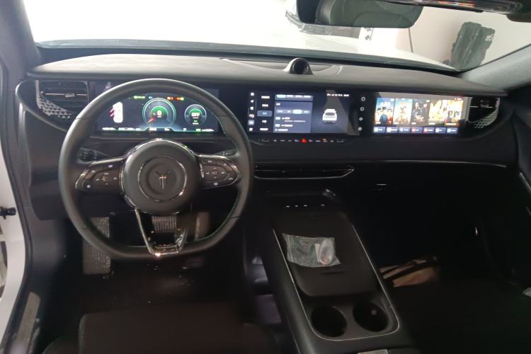 Used VOYAH FREE 2025 318 318 km Rear-Drive Touring Edition
