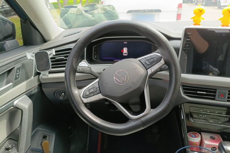 Used Volkswagen Tayron 2023 280TSI Two-Wheel-Drive Luxury Plus Advanced Version
