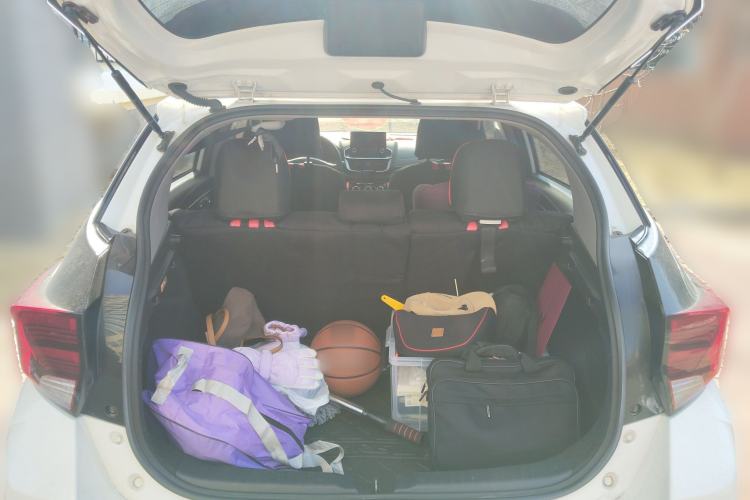 Used Toyota YARiS L Zhi Xuan 2020 X-Trail X 1.5L CVT Leading Edition Trunk