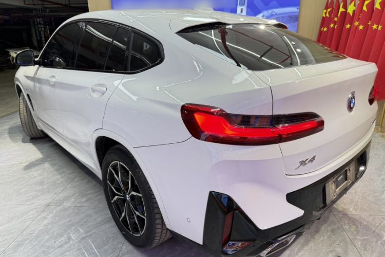 Used BMW X4 2022 xDrive 25i M Sport Package Exterior 5