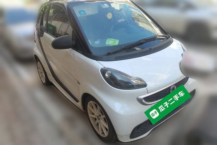 Used smart fortwo 2014 1.0 MHD Midnight Purple Limited Edition

