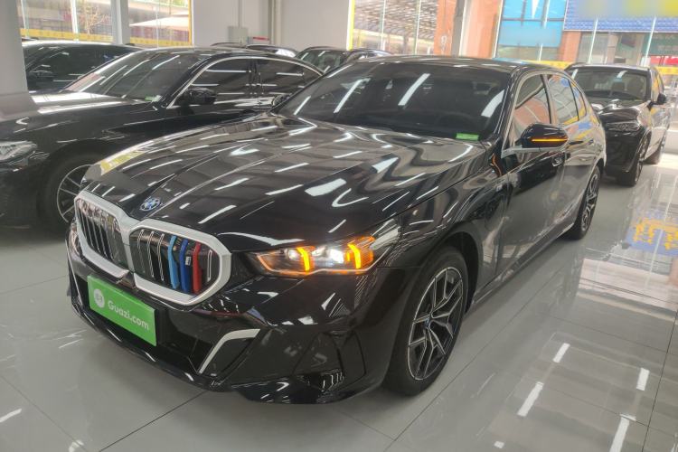 Used BMW i5 2024 eDrive 35L Luxury Package