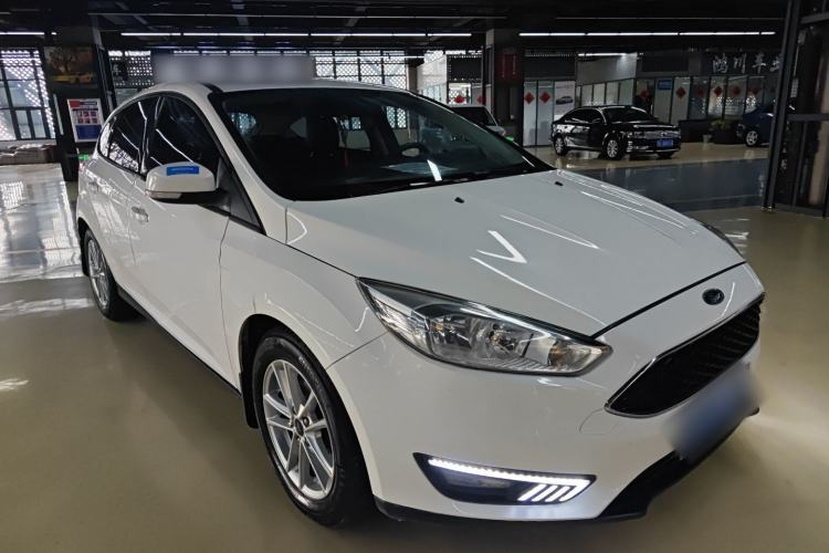 Used Ford Focus 2018 Hatchback Classic 1.6L Automatic Trendy SmartDrive Edition