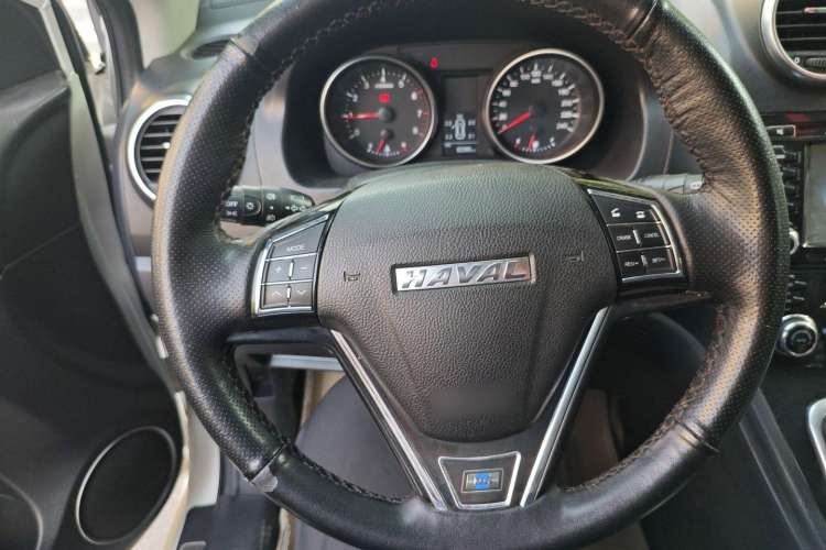 Used Haval H6 2015 Upgraded Model 1.5T Manual Two-Wheel Drive Elite Version