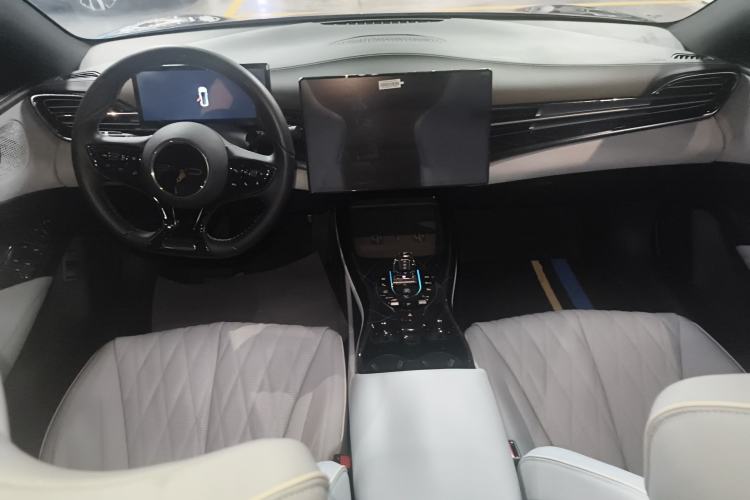 Used BYD Seal 2022 550 km Standard Range Rear-Wheel Drive Elite Version