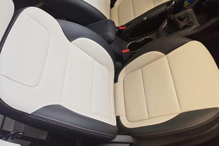 Used CHANGAN CS35 2017 1.6L Manual Luxury Model
