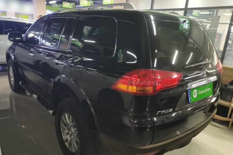Used Mitsubishi Pajero Sport 2013 3.0L Automatic 4x4 Flagship Edition Rear Left 45 Deg