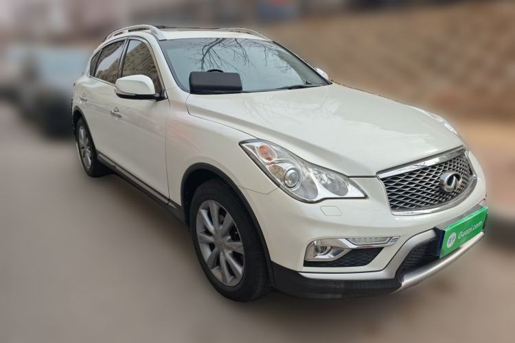 Used Infiniti QX50 2015 2.5L Comfort Edition
