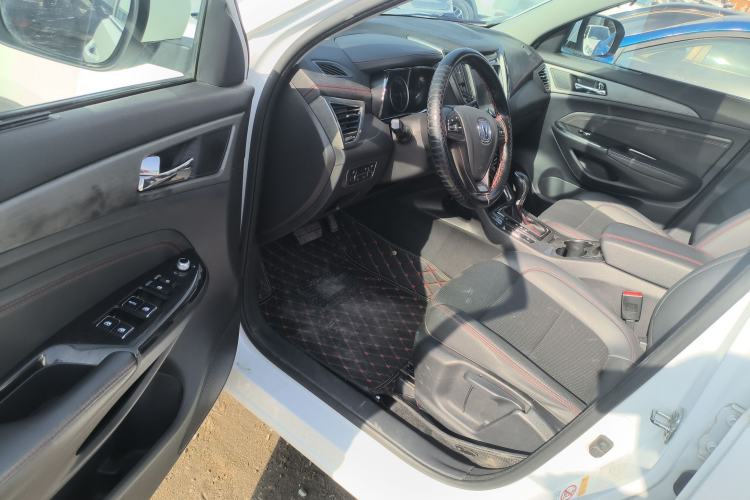 Used Changan CS75 2017 Shangkui Edition 1.5T Automatic Fengyue Model