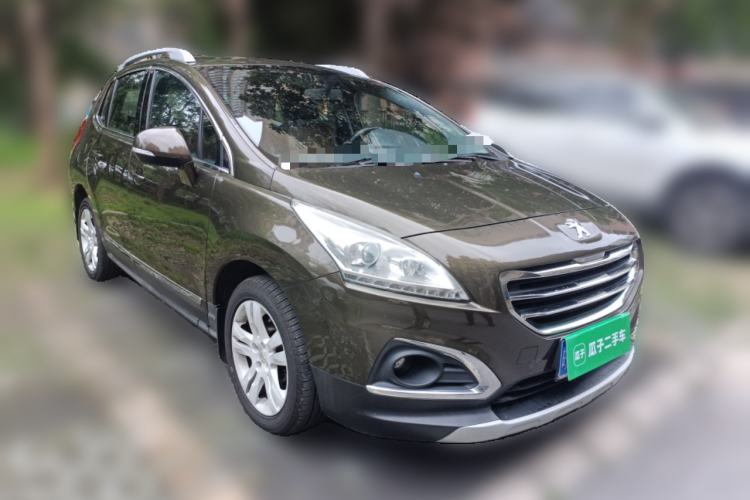 Used Peugeot 3008 2015 2.0L Automatic Classic Edition Front Right 45 Deg