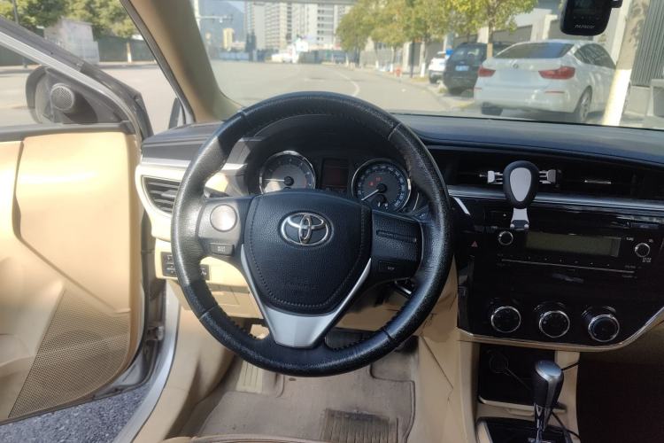 Used Toyota Corolla 2014 1.6L CVT GL-i Leather Edition