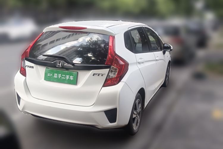 Used Honda Fit 2016 1.5L LX Manual Comfort Model Rear Right 45 Deg