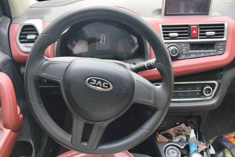 Used JAC Group iEV6E 2018 Upgraded iEV6E Luxury Model Steering Wheel
