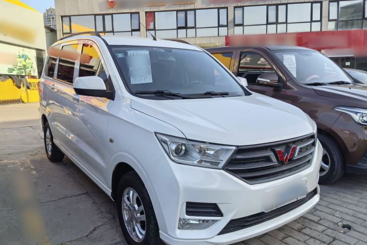 Used Wuling Hongguang 2019 1.5L S Standard Version China VI LAR
