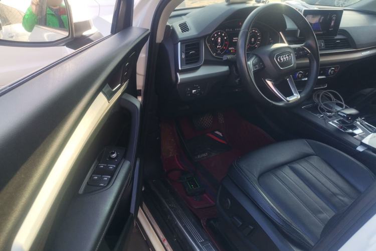 Used Audi Q5L 2020 Updated 40 TFSI Prestige Fashion Edition Driver Seat