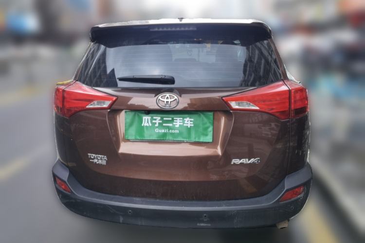 Used Toyota RAV4 2015 2.0L CVT Two-Wheel Drive Urban Edition
