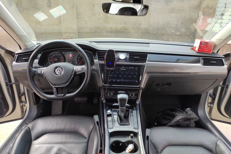 Used Volkswagen Phideon 2018 Revised Version 380TSI Two-Wheel Drive Business Edition