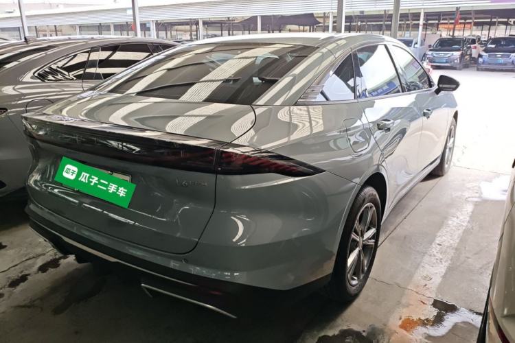 Used Geely Galaxy L6 2025 EM-i 140km Long-Range Version
