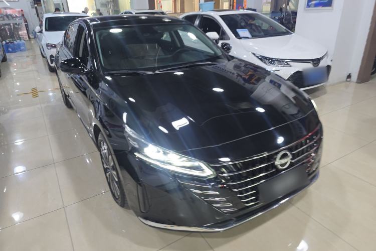 Used Nissan Teana 2022 2.0L XL-TLS Enjoyment Edition Front Right 45 Deg
