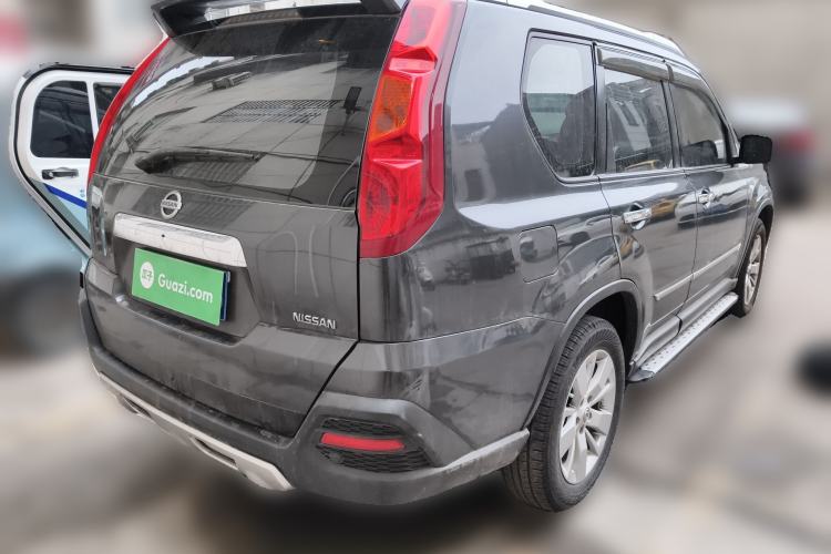 Used Dongfeng Fengdu MX6 2016 2.0L CVT Two-Wheel Drive Dream Edition