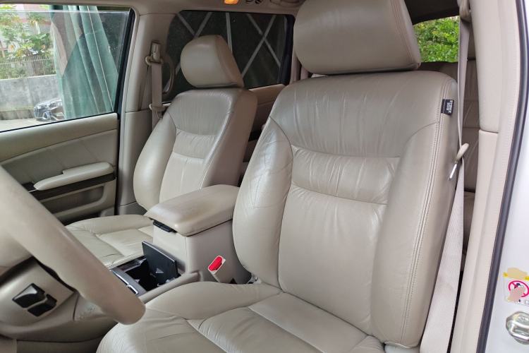 Used Honda Elysion 2015 2.4L VTi-S Prestige Edition Left Front Seat