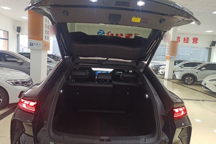 Used BYD Song L EV 2025 Intelligent Driving Version 662 km LiDAR Excellence Edition