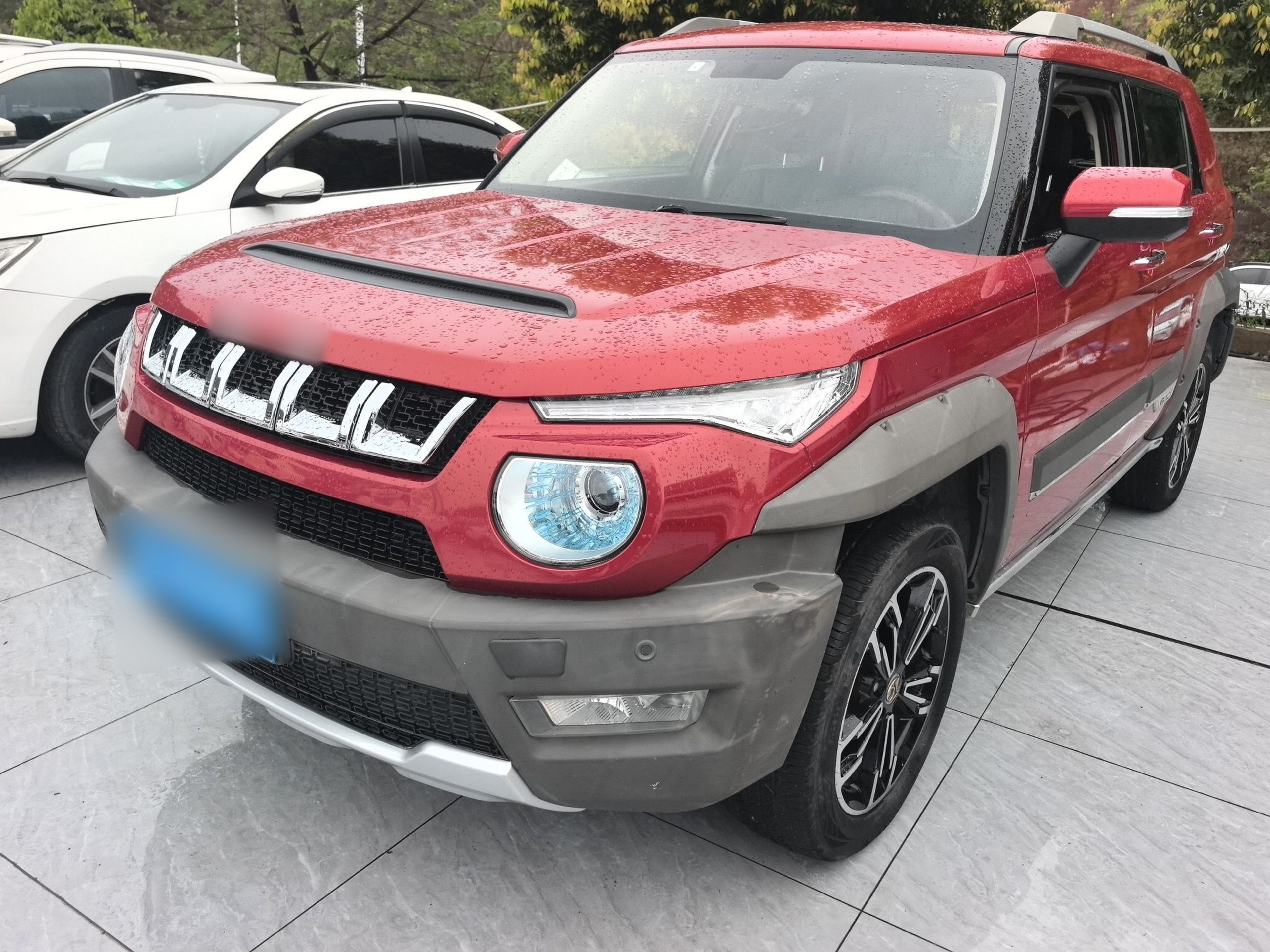 Под передней частью автомобиля