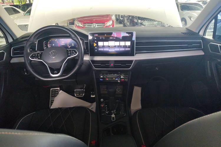 Used Volkswagen Tiguan L 2022 330TSI Automatic Two-Wheel Drive R-Line Enhanced Edition
