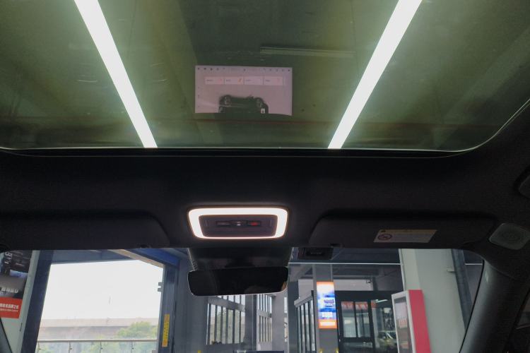 Used Zeekr 7X 2025 100 kWh Long-Range Rear-Wheel Drive with Intelligent Driving Features