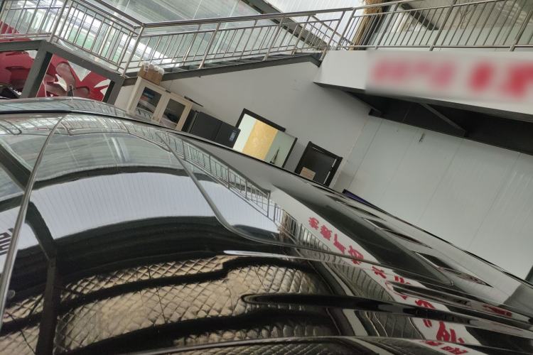 Used VOYAH Dream 2024 PHEV Extended-Range Premium Edition Roof