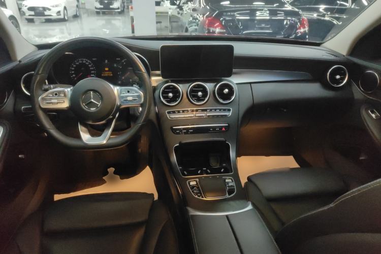 Used Mercedes-Benz C-Class 2021 C 200 L Fashion Edition Sport Version Center Console