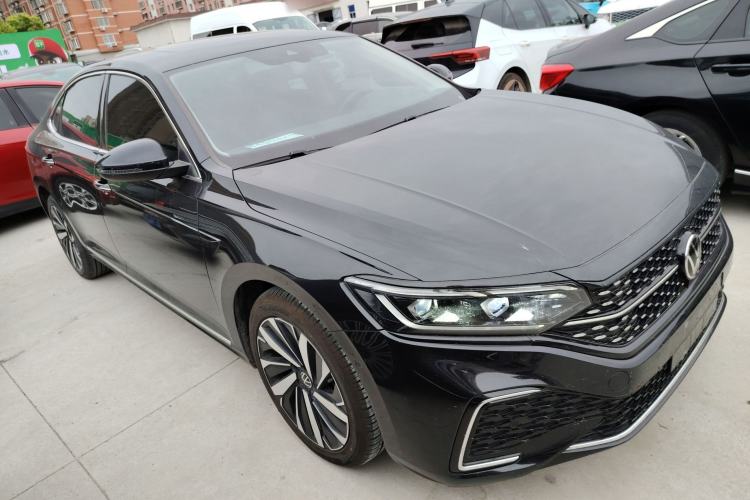 Used Volkswagen Passat 2022 330TSI Starry Luxury Edition