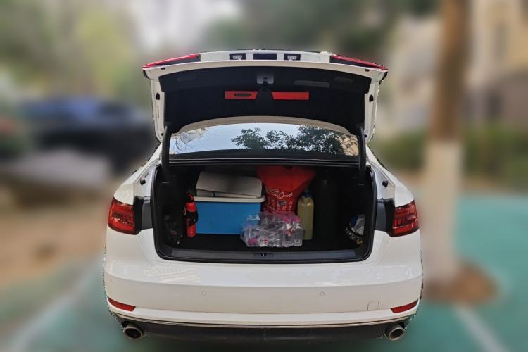 Used Audi A4L 2018 30th Anniversary Edition 30 TFSI Ambition Model