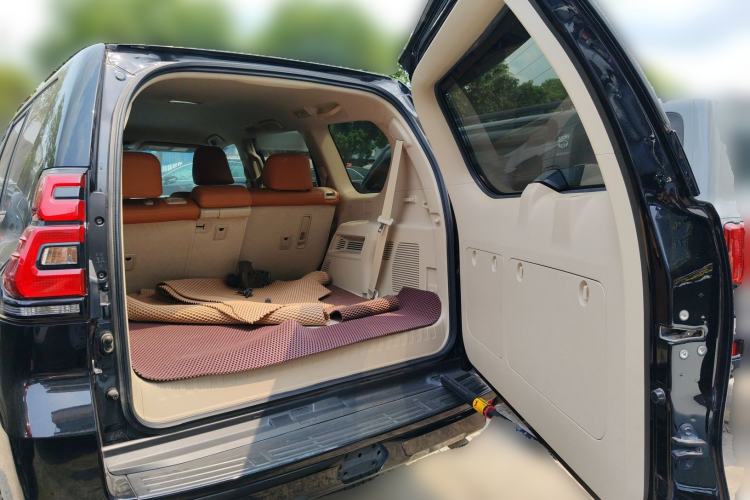 Used Toyota Prado 2022 2.7L Gasoline TX Trim Aluminum Wheels Low-Roof Configuration Base Version – Middle East Trunk