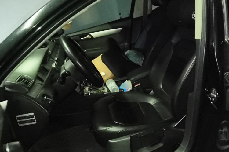 Used Volkswagen Magotan 2013 1.8TSI Comfort Model Left Front Seat