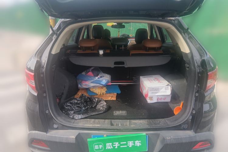 Used Soueast DX7 2015 1.5T Automatic Elite Model Trunk